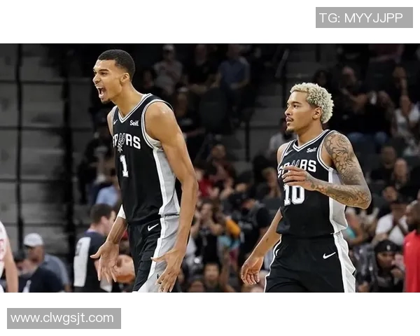 马刺与火箭精彩对决全场回放重温比赛高潮与精彩瞬间